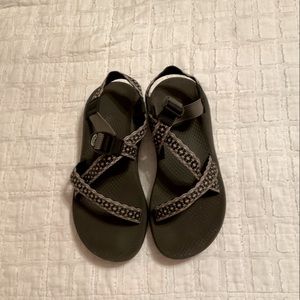Womens Chacos Size 8